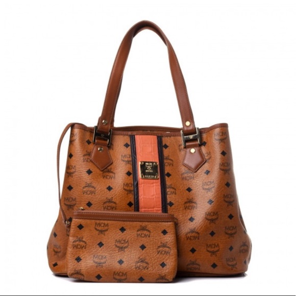 Authentic MCM Visetos Crocodile Embossed Shopper Tote in Cognac - Picture 1 of 13